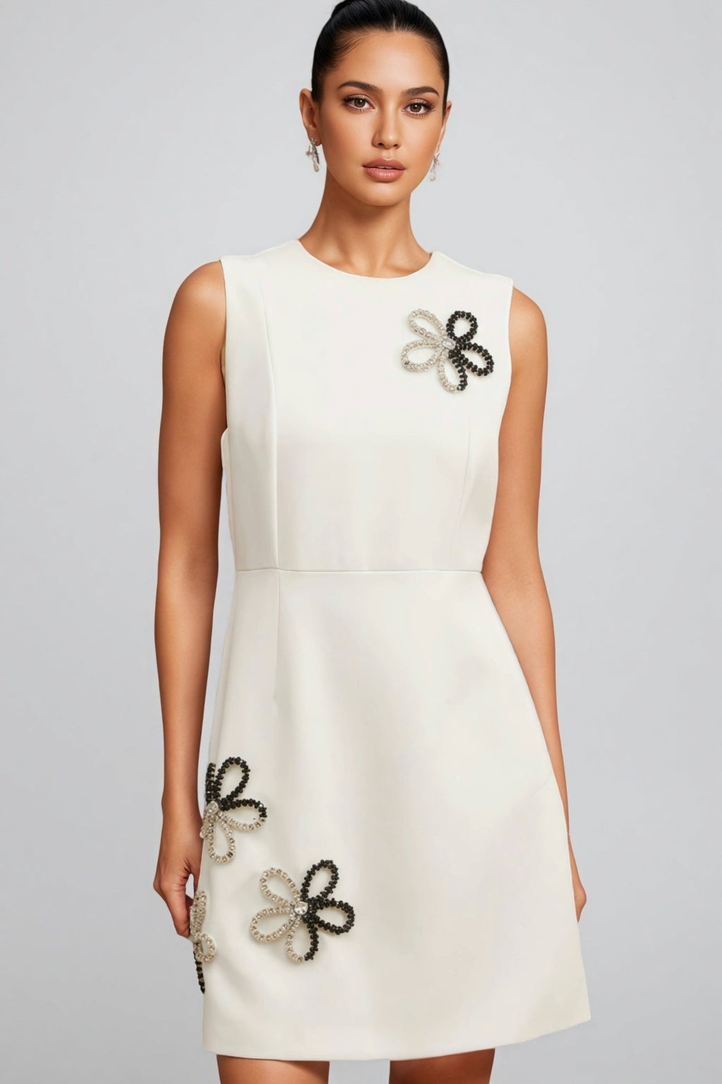 Vida White Round Neck Floral Mini Dress