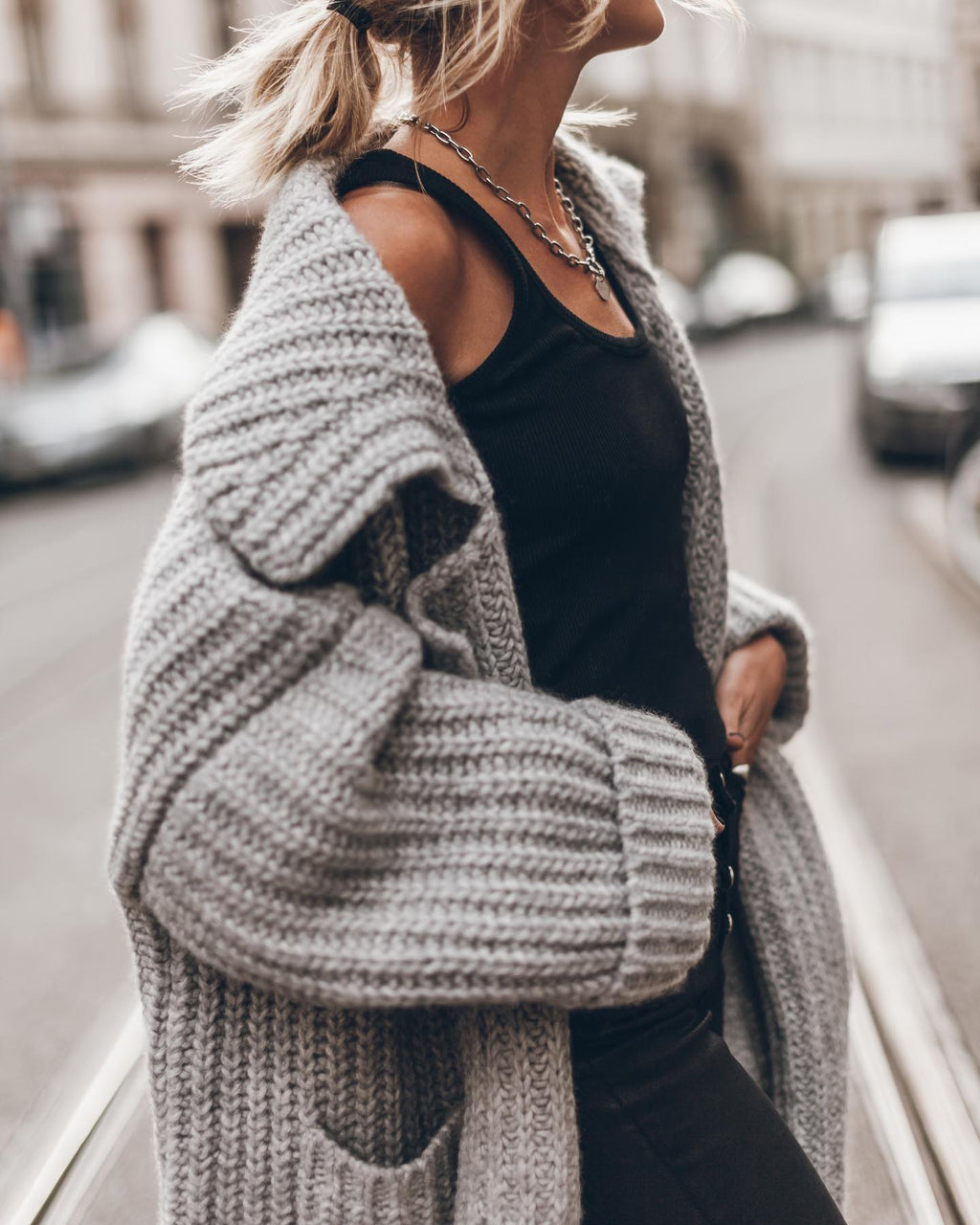 Chunky and Warm Knit Button Pocketed Oversized Midi Cardigan