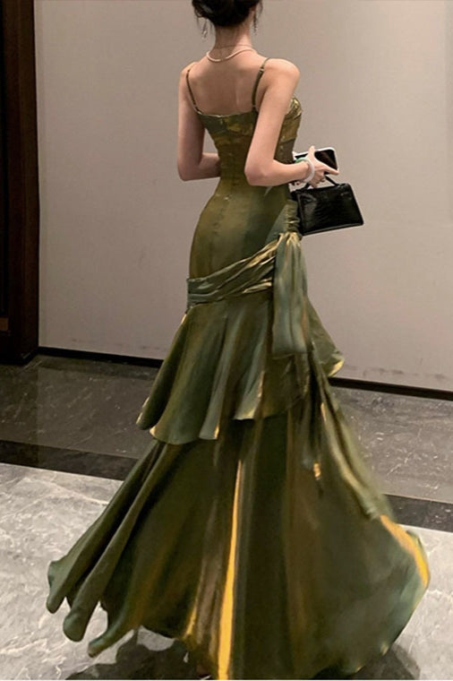 Sweetheart Spaghetti Strap Ruched Knot Detail Tiered Mermaid Maxi Gown
