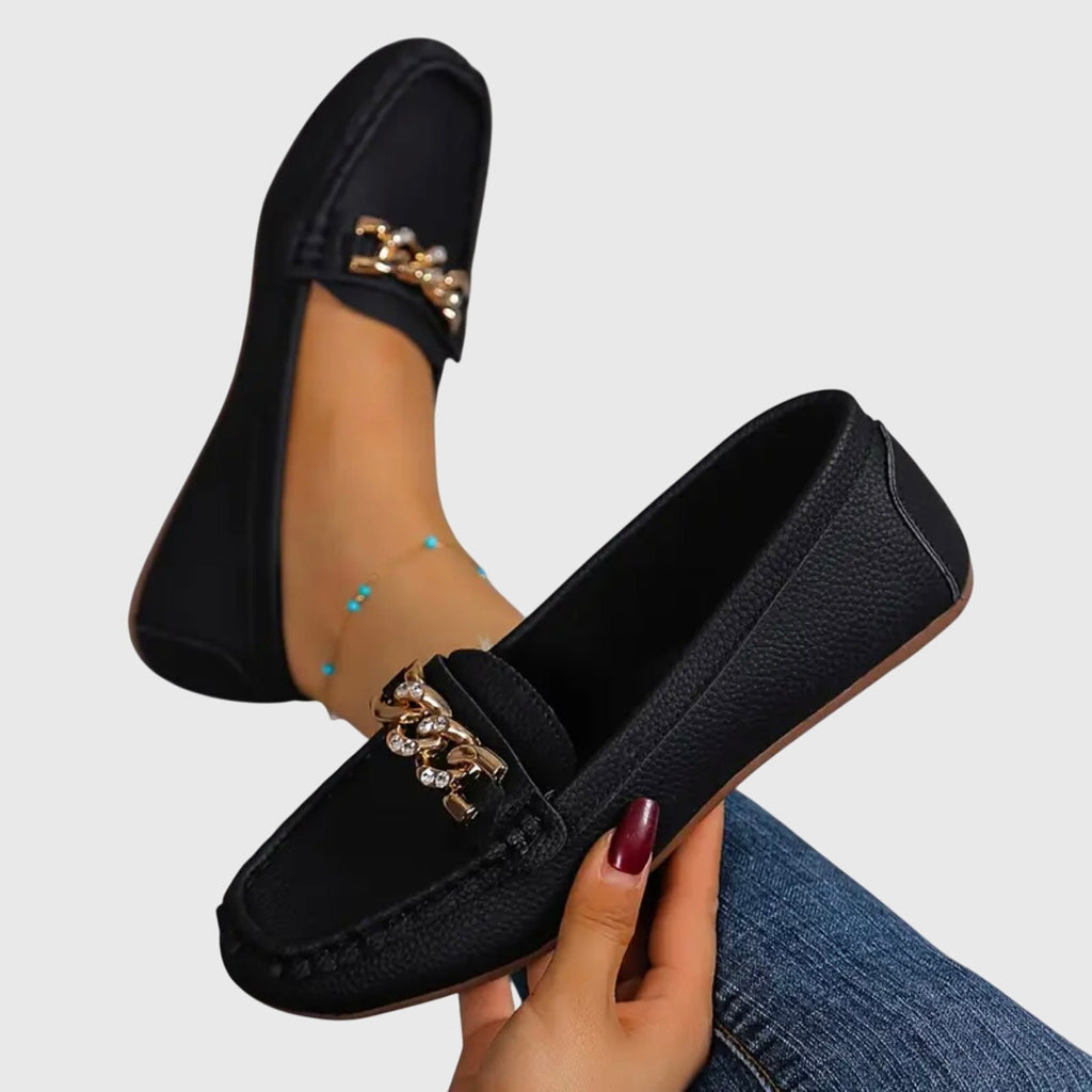 AmyVictoria | Flat Diamond Buckle Loafers