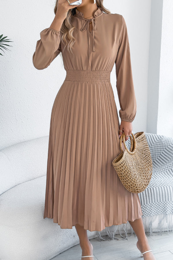 Solid Color Long-sleeved Fitted Waist Pleated Elegant Midi Dress