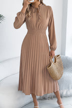 Solid Color Long-sleeved Fitted Waist Pleated Elegant Midi Dress