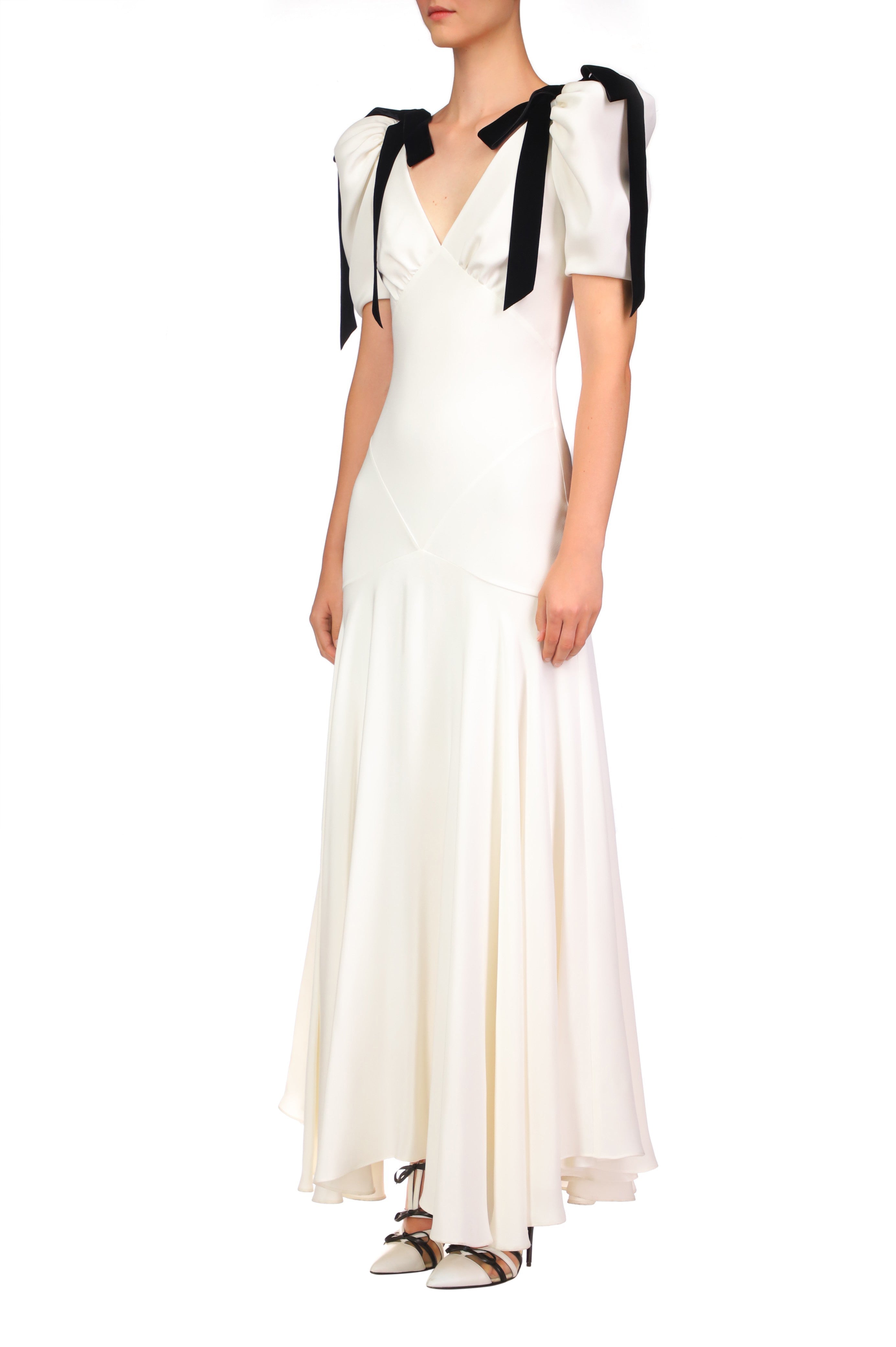Plunging V-Neck Puff Sleeve Shoulder Bow Tie A-Line Maxi Gown