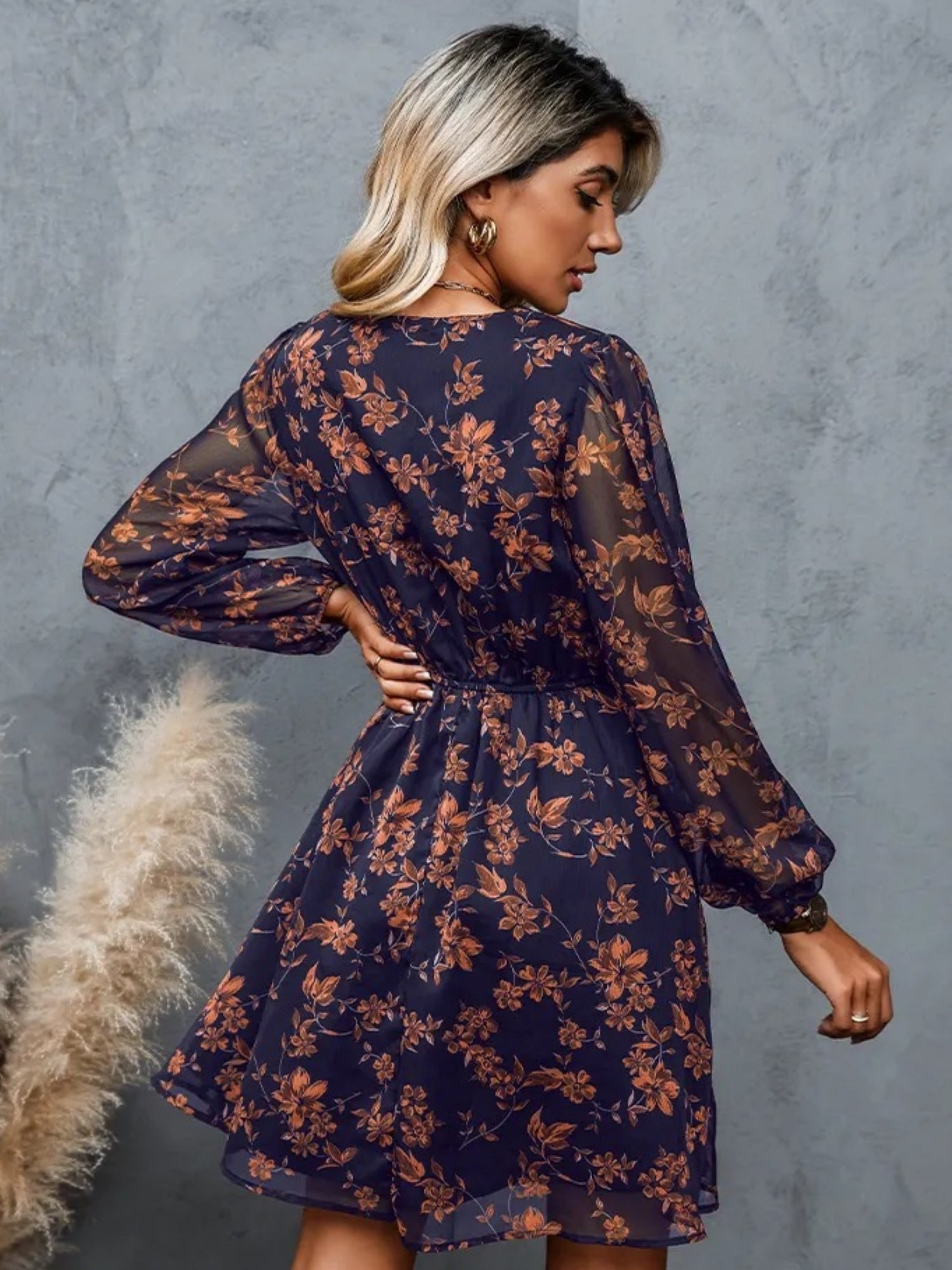 Printed Chiffon V-neck Sheer Long Sleeves Mini&Short Dresses