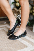 Girls: Black Ballet Flats - On The Way