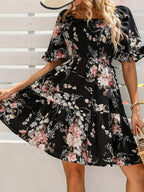 Printed Pleated Square Neck Short Sleeve Mini&Short Dresses