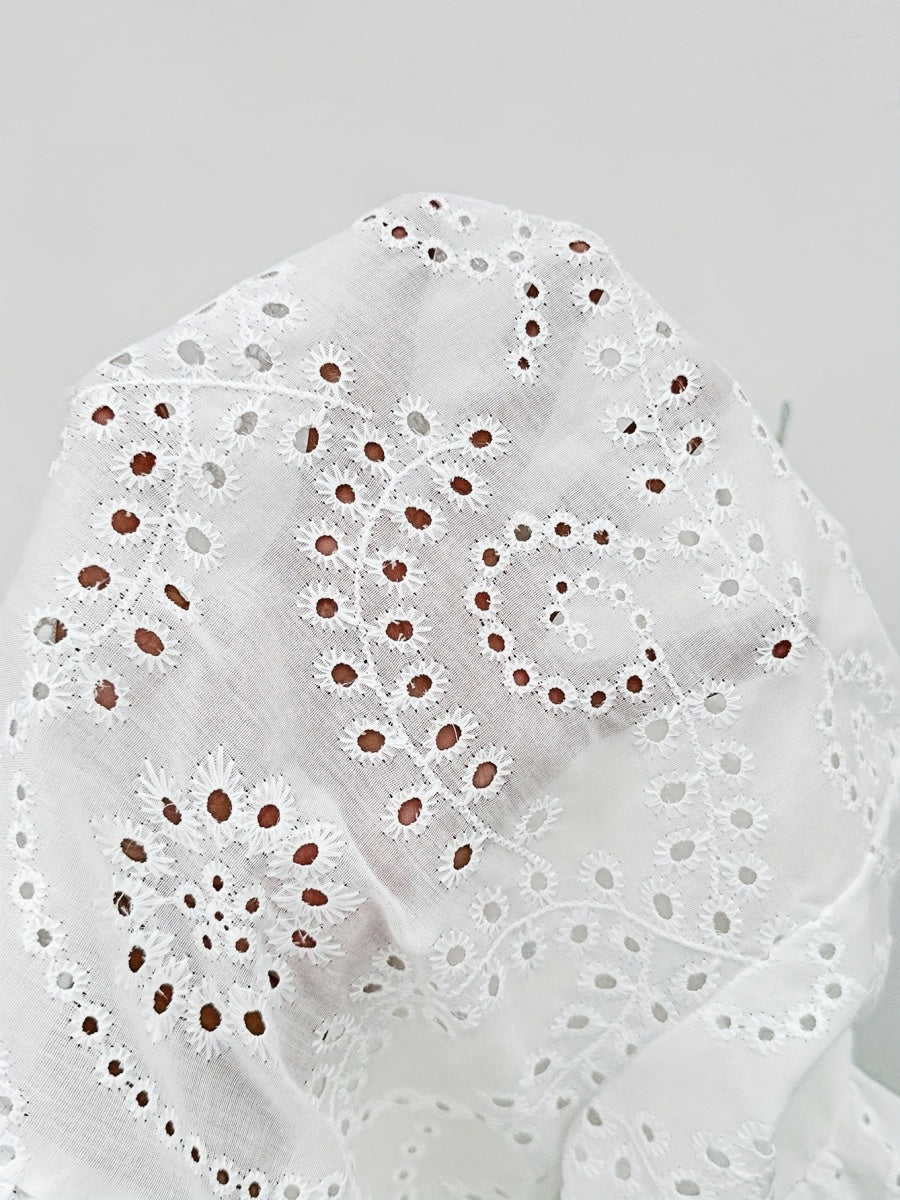 Women's Short-sleeved Shirt With Lapel And Openwork Embroidery