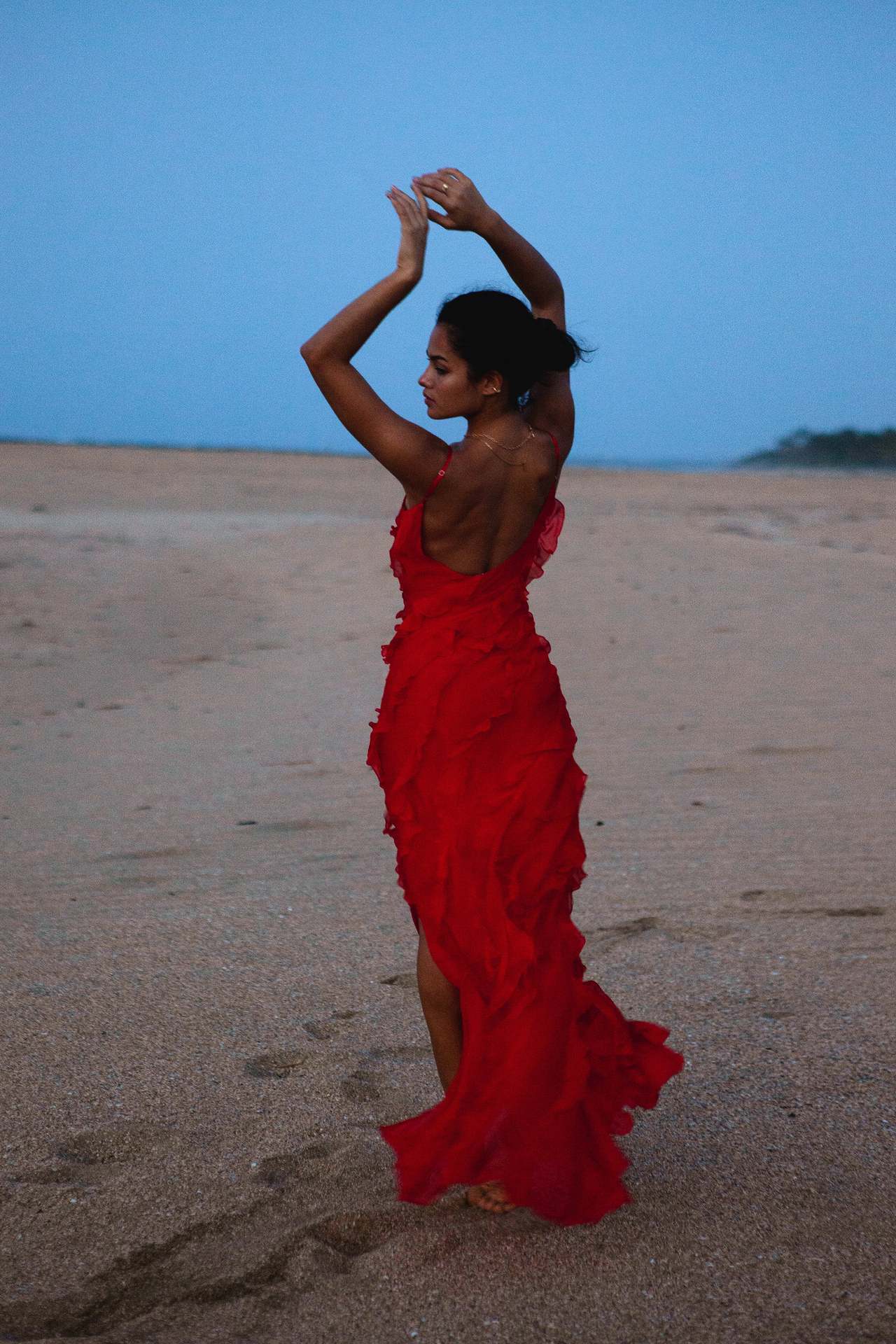 V-neck Ruffle Slit Maxi Dresses