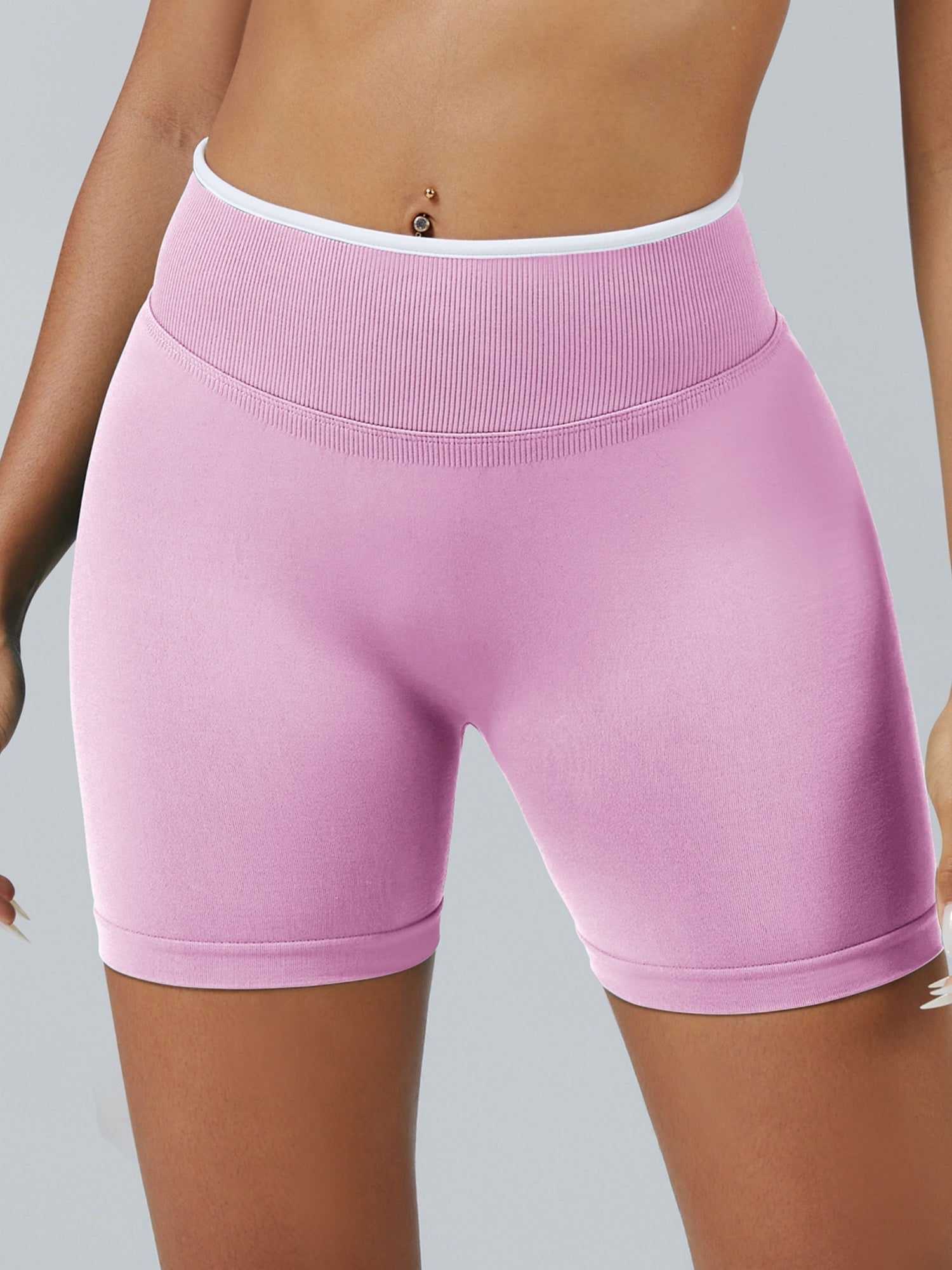 Color Matching Seamless High-waisted Hip Lift Exercise Yoga Shorts