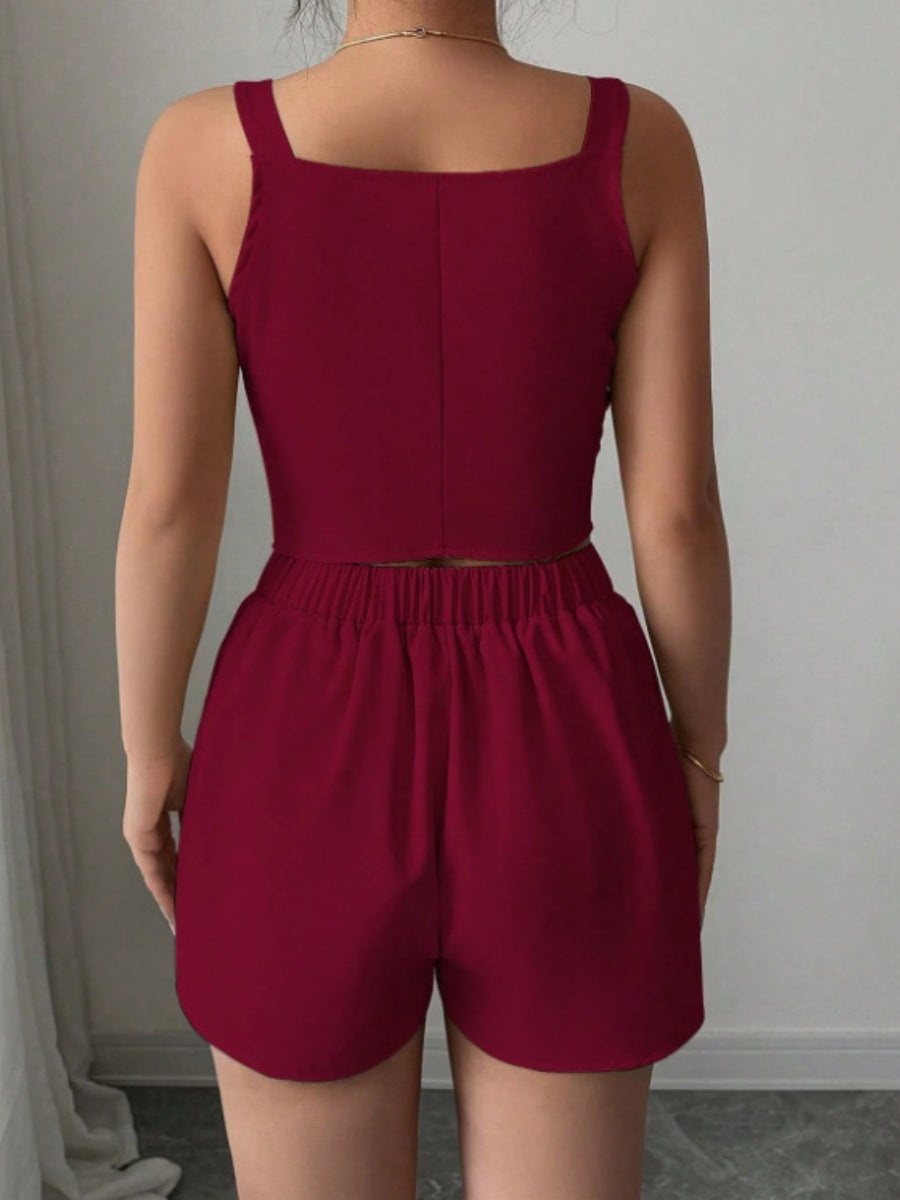 Stylish And Slimming Two-piece Set Of Button-down Vest And Shorts In Solid Color For Commuting.