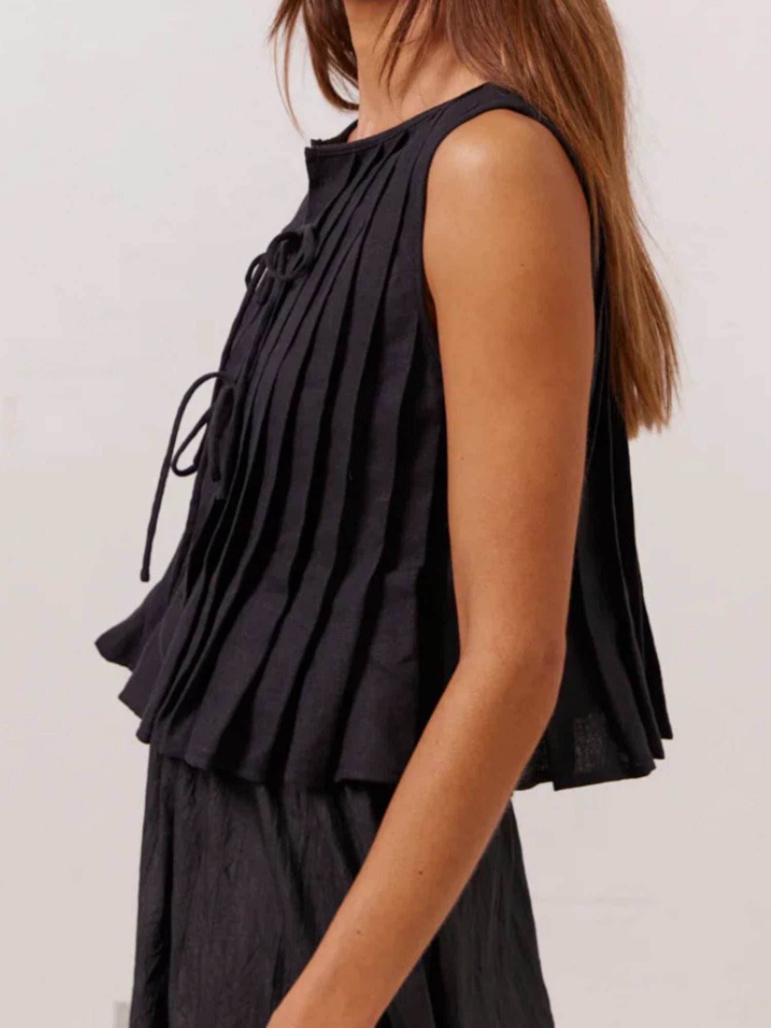 Cotton And Linen Straps Pleated Tank Tops