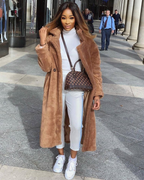 | Long teddy coat