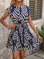 Geometric Print Fitted Waist Short Dress