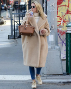 | Long teddy coat