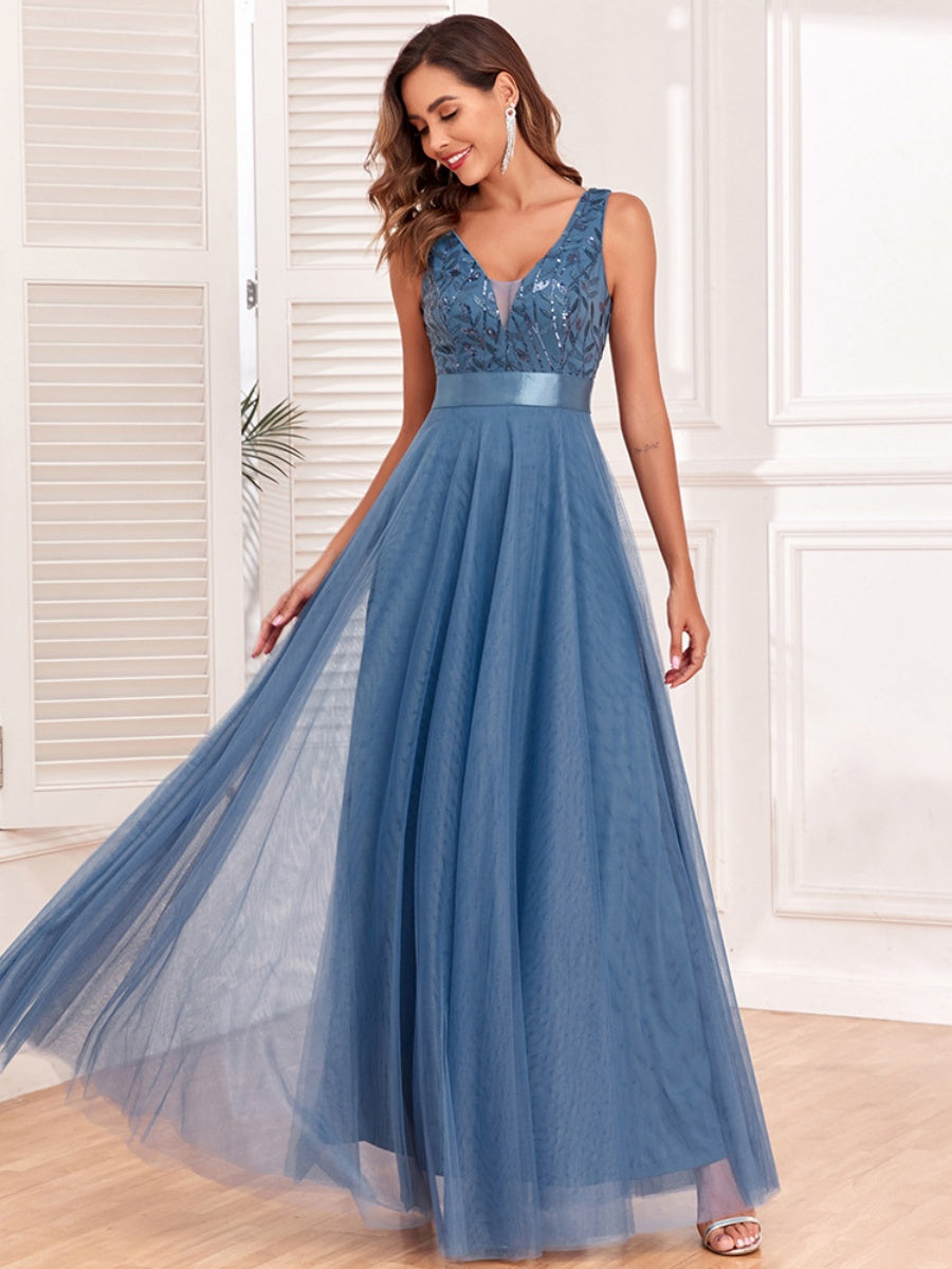 V-neck Embroidery Sequins Elegant Gauze Formal Dress Maxi Dresses
