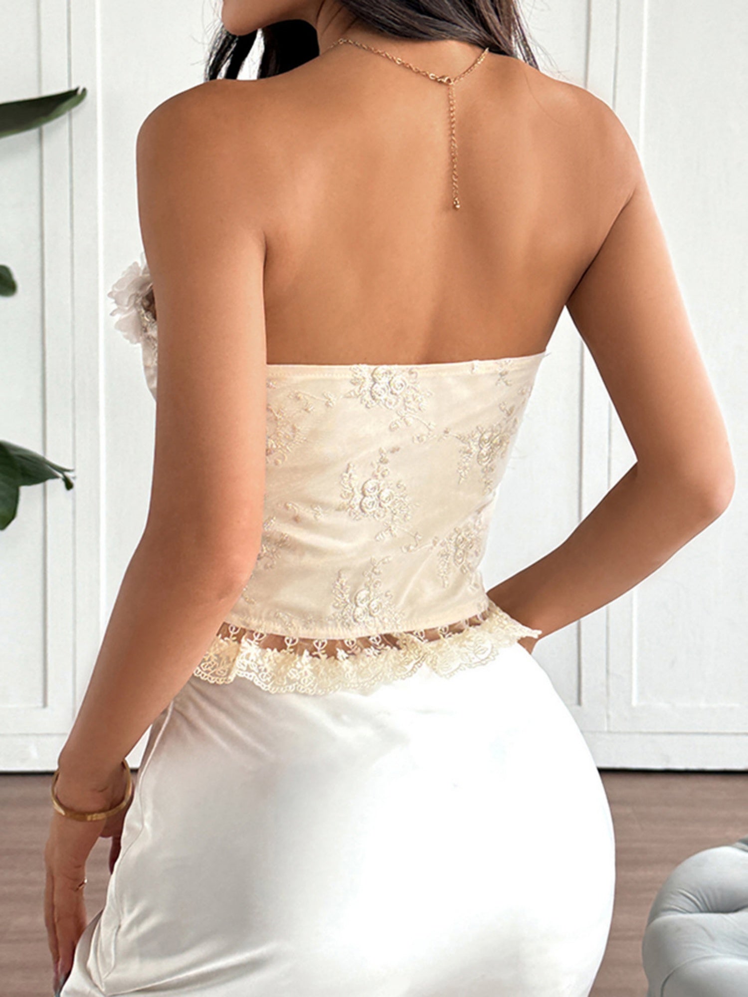3D Flowers Lace Trim Strappy Breastplate Fishbone Strapless Vest