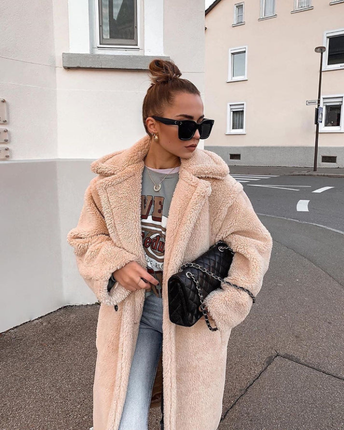| Long teddy coat