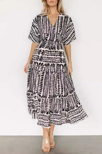 Gloria Exclusive Printed Vintage Holiday Dresses with Striped Print, Patchwork and V Neck Evening Wear Edit