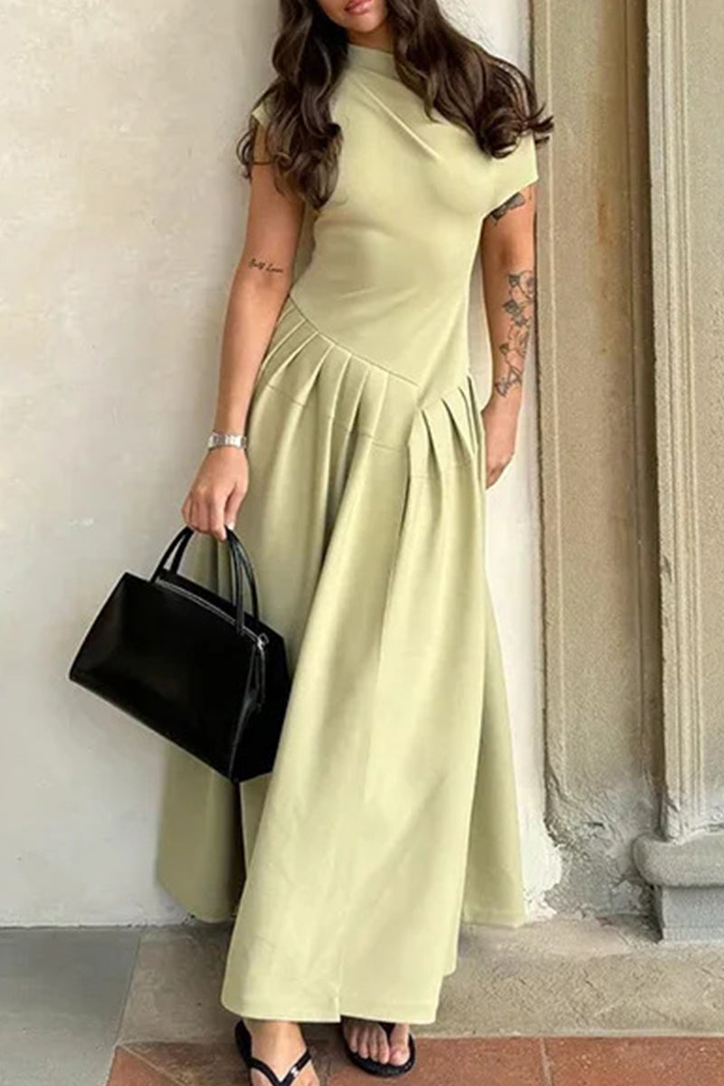 Susana Timeless , a Line Dresses with a Plain Pleat and Slanted Collar Boutique Collection