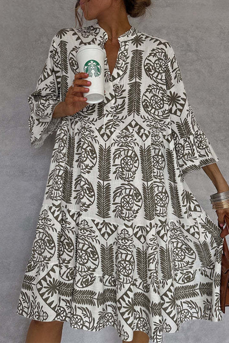 Kira Exclusive Casual a Line Dresses with Patchwork Floral Print and V Neck Elevated Occasion Wear