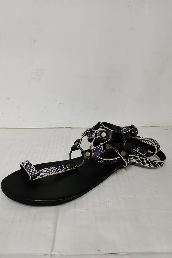 Stylish Round-toe Sandals Featuring A Snakeskin Print and Crisscross Straps.