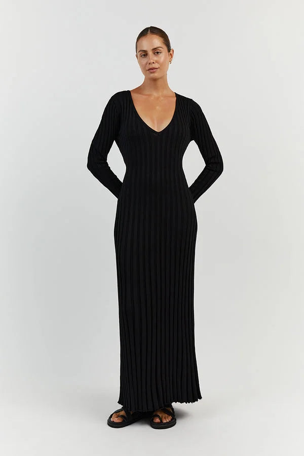 Sasha Timeless Knitted Midi Dress with V Neck and Sleeves Evening Wear Edit
