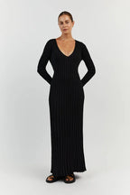 Sasha Timeless Knitted Midi Dress with V Neck and Sleeves Evening Wear Edit