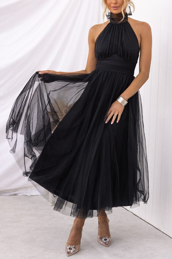 Gwendolen Minimalist Chic Women's Dress Silhouette Collection