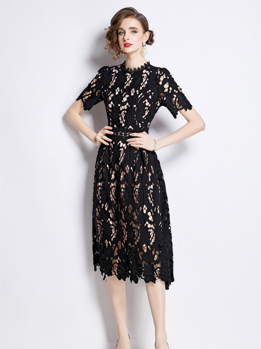 Water-soluble Lace Short-sleeved Slim-fit Midi Dress