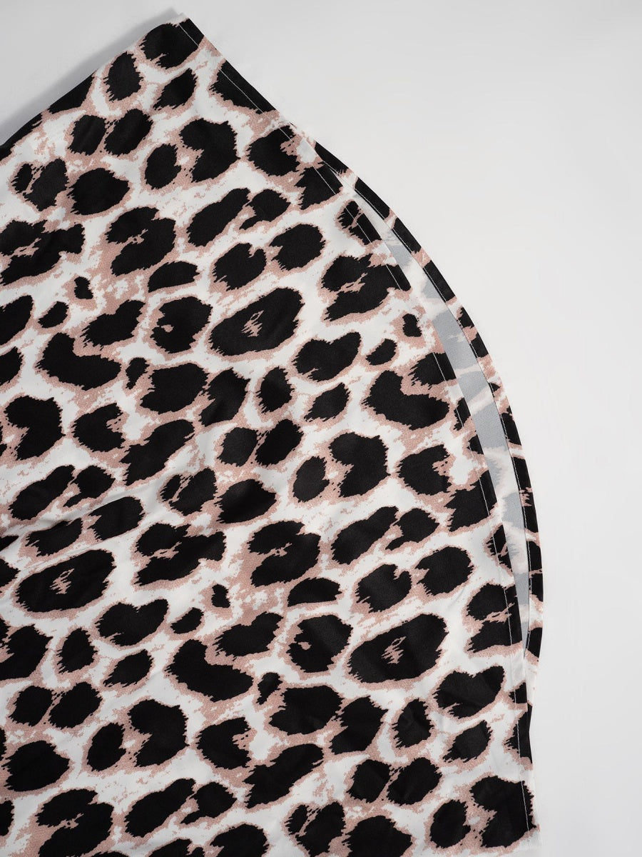 Three-quarter Sleeve Collar Leopard Print T-shirts