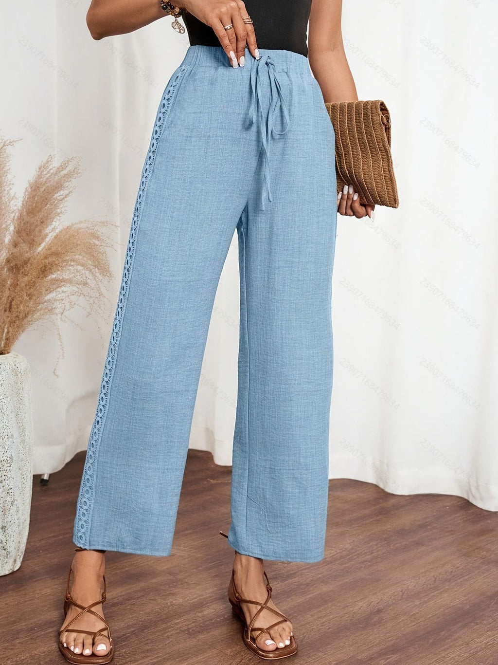 Side-trimmed Slanted Pocket Casual Trousers