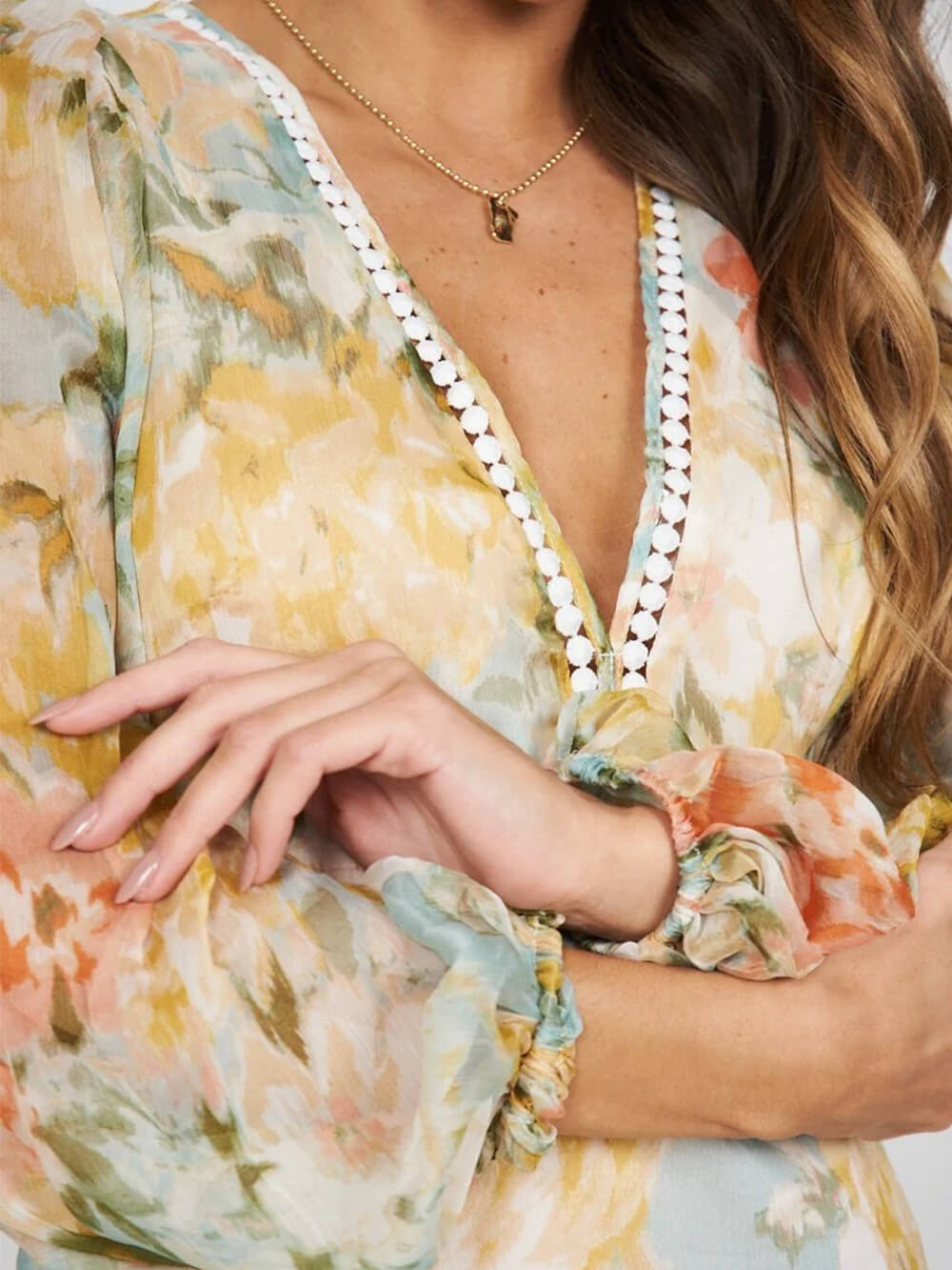 Floral Print Deep V-Neck Crochet Trim Balloon Sleeve Midi Dress