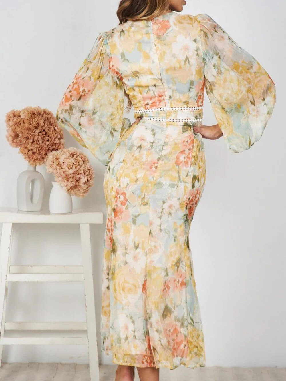 Floral Print Deep V-Neck Crochet Trim Balloon Sleeve Midi Dress