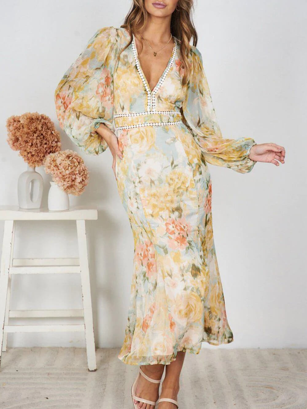 Floral Print Deep V-Neck Crochet Trim Balloon Sleeve Midi Dress