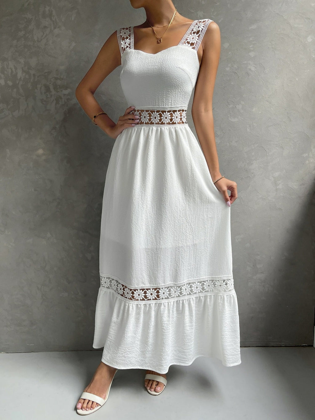 Lace Cutout Trim Sleeveless Patchwork Slim Fit Maxi Dresses