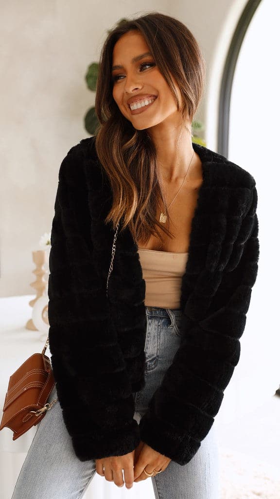 | Teddy crop jacket, line pattern