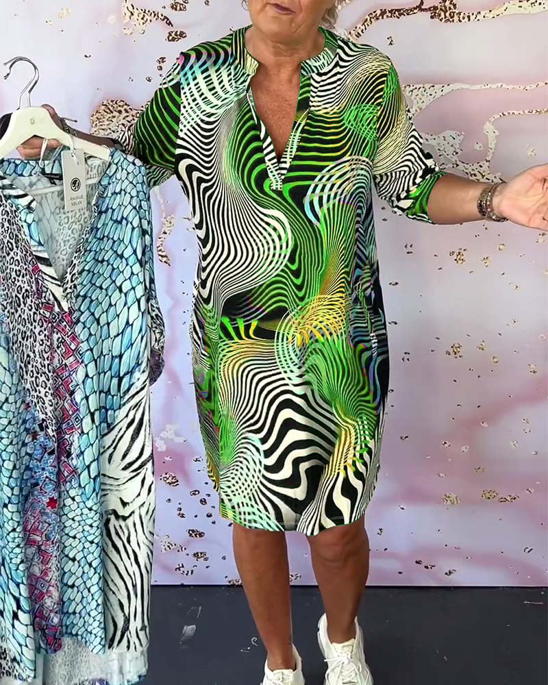 Salomé Boutique Slimming Dress with a Colorful Print Elevated Occasion Wear
