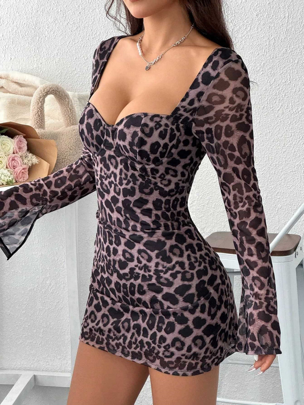 Leopard Print Heart-shaped Neckline Backless Long Sleeves Mini&Short Dresses