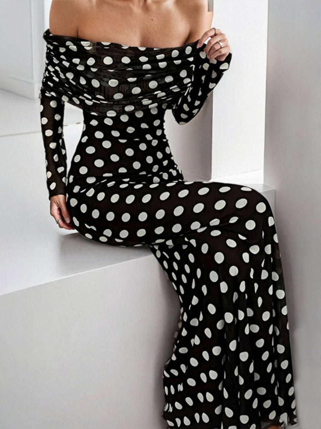Polka Dots Off-shoulder Long Sleeves Slim Fit Hip Body Maxi Dresses