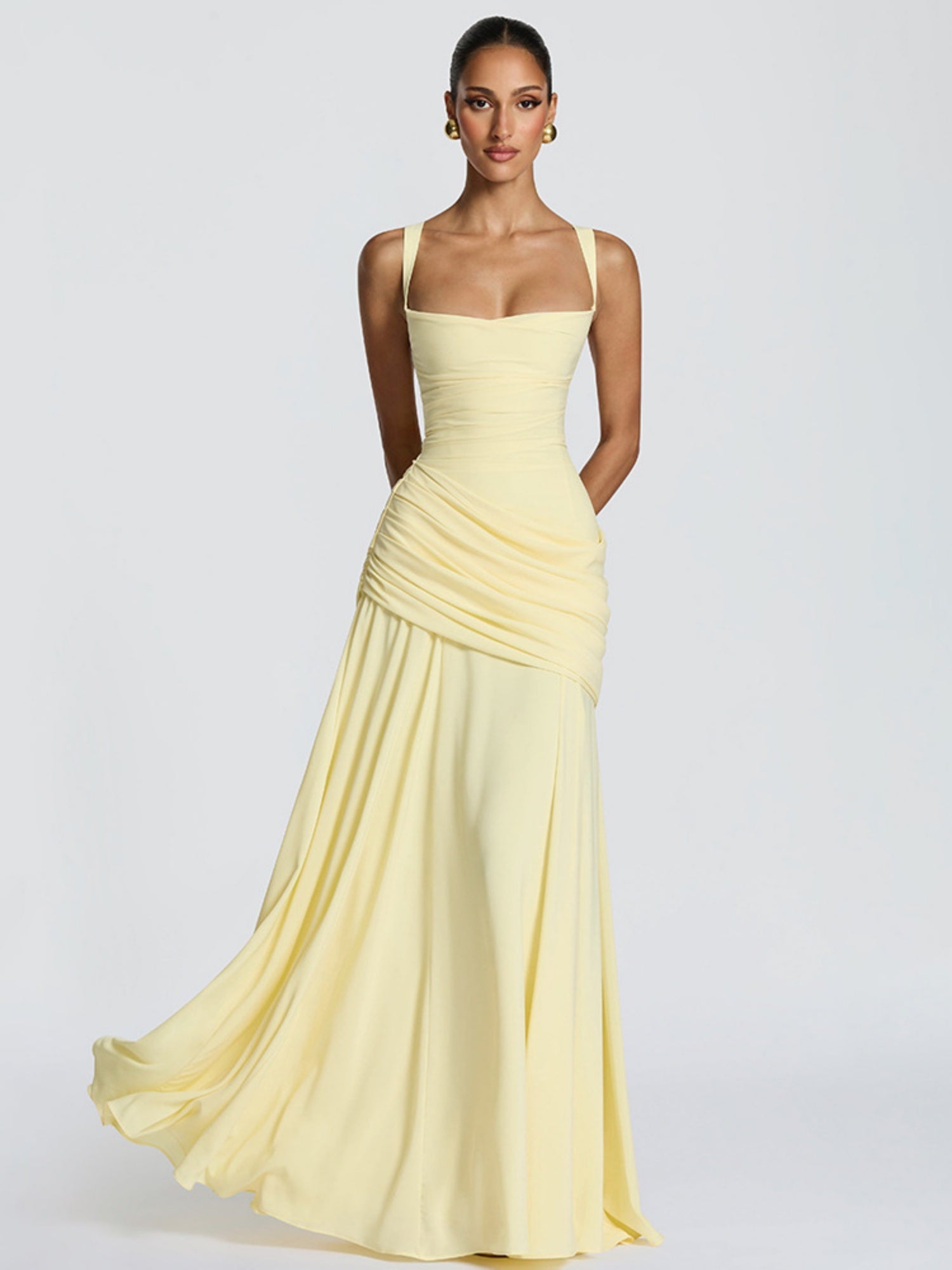 Pleated Waist-cinching And Backless Fish Tail Low-cut Halter Top Maxi Dresses
