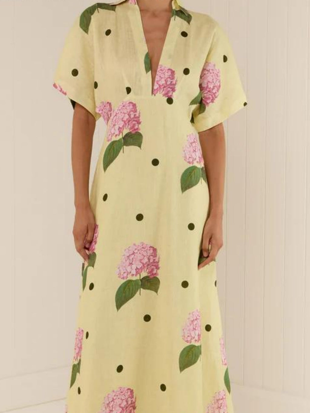 Printed V-neck Short Sleeve Waist Shaping Maxi Dresses