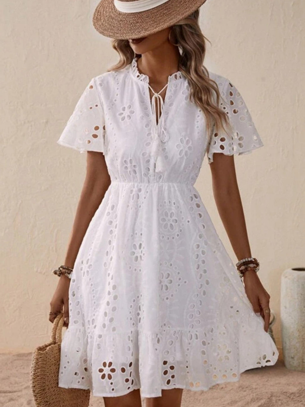 Lace Cutout Embroidered Lace V-neck Tie Mini&Short Dresses