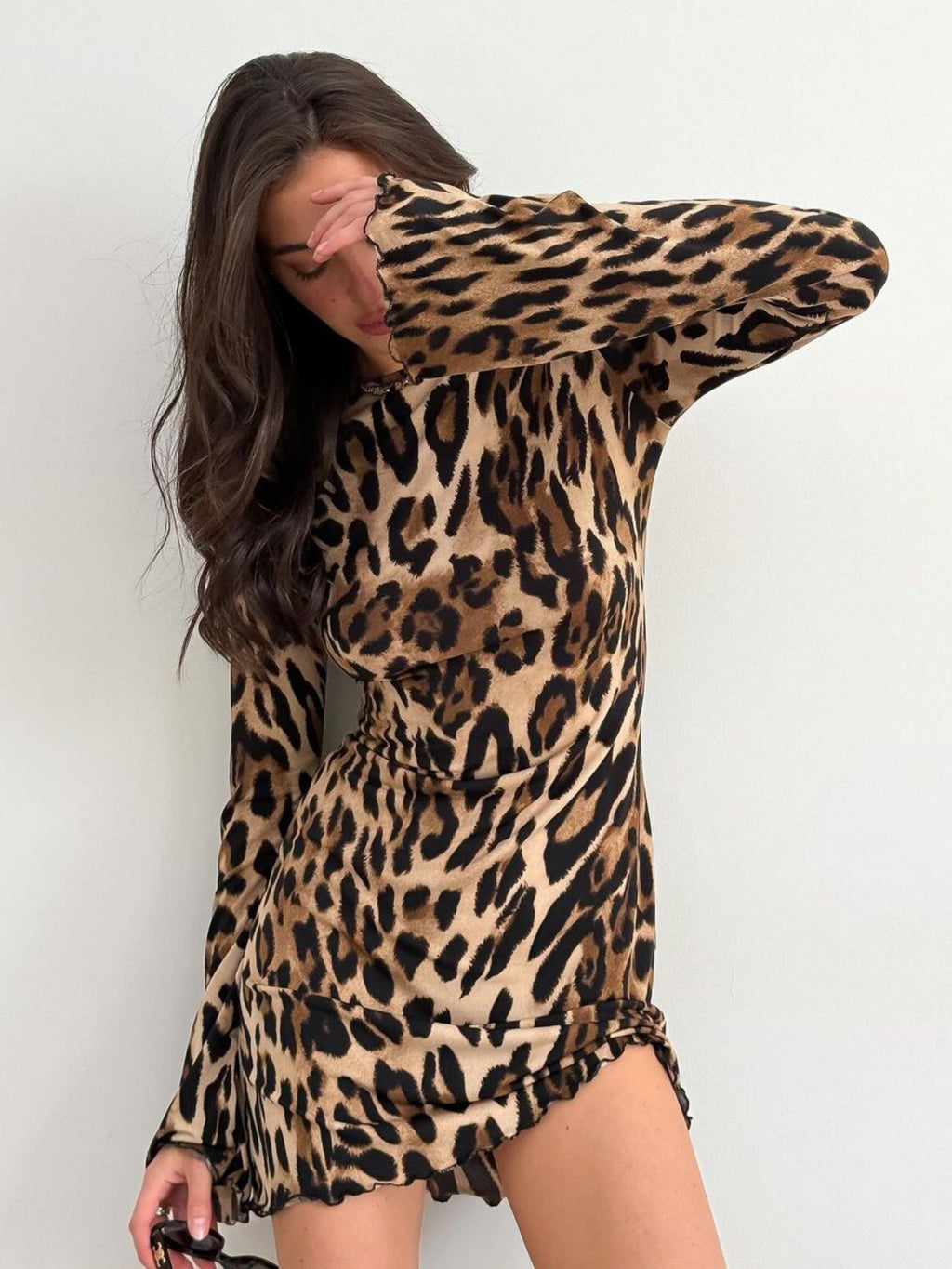 Leopard Print Backless Strappy High-waisted Round Neck Long-sleeved Short Dress