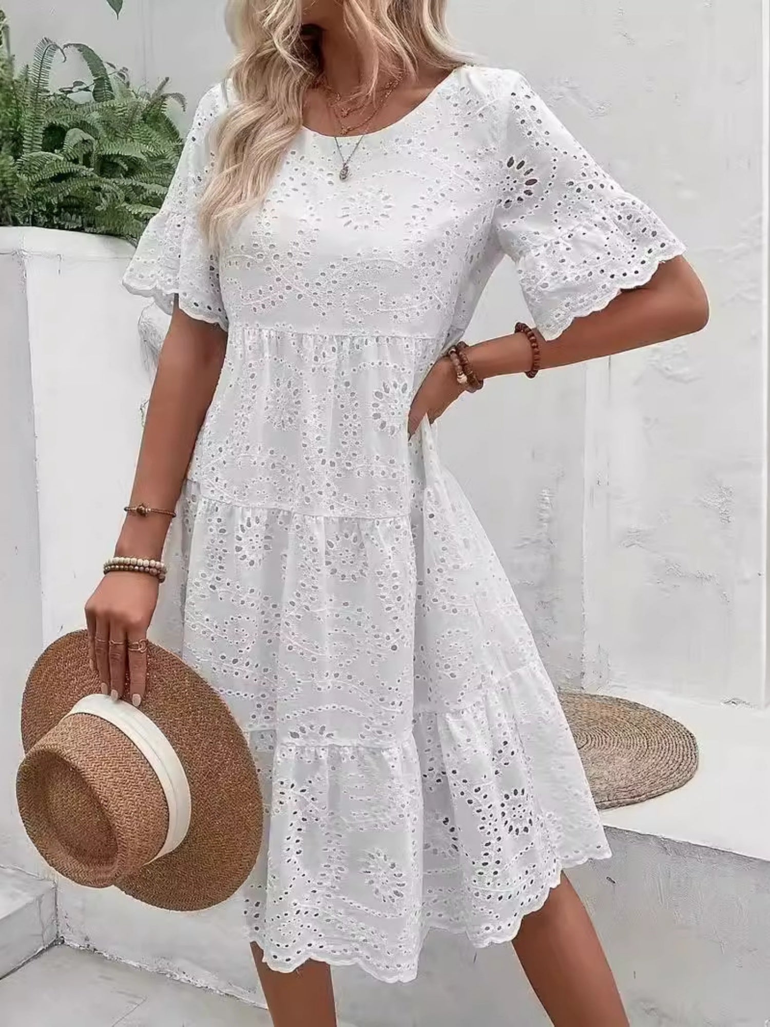 Hollow Out Embroidered Lace Crew Neck Short Sleeve Mini&Short Dresses