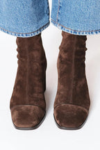 | Elegant Boots