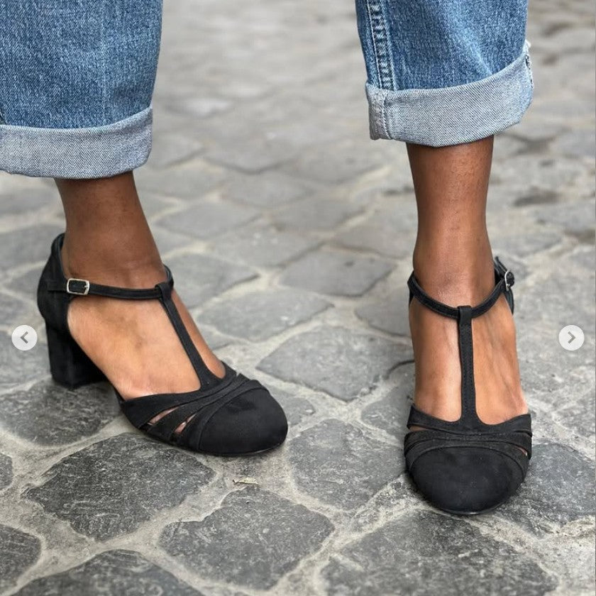 Color-blocked Faux Suede Chunky Heel Sandals