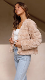 | Teddy crop jacket, line pattern