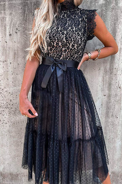 Fashion Style Mockneck Sleeveless Lace Swing Dress