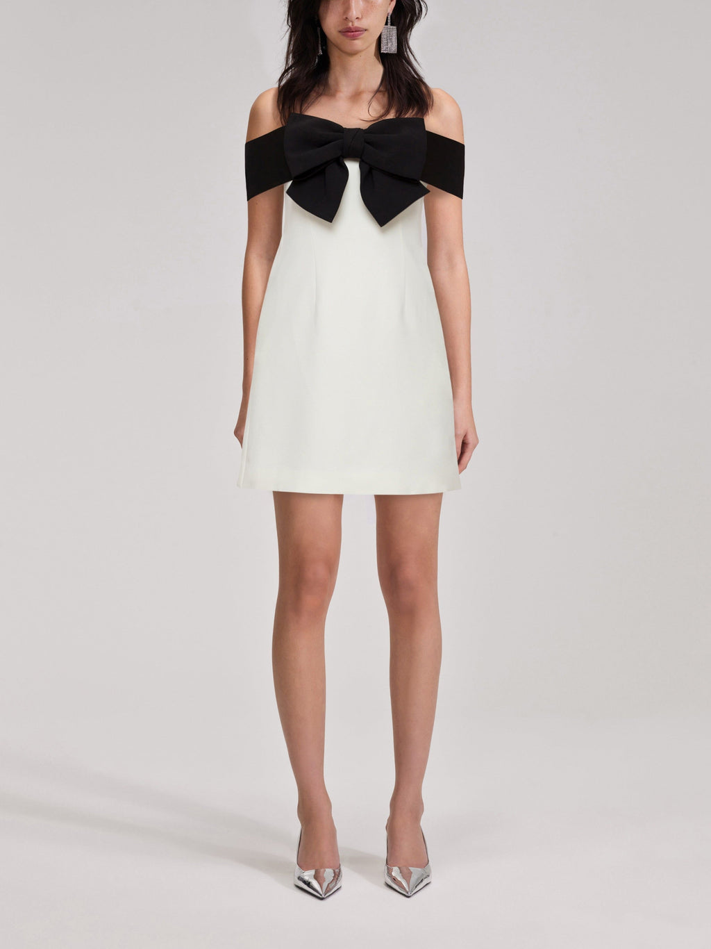 Off-the-Shoulder Contrast Bow Strap A-Line Mini Dress