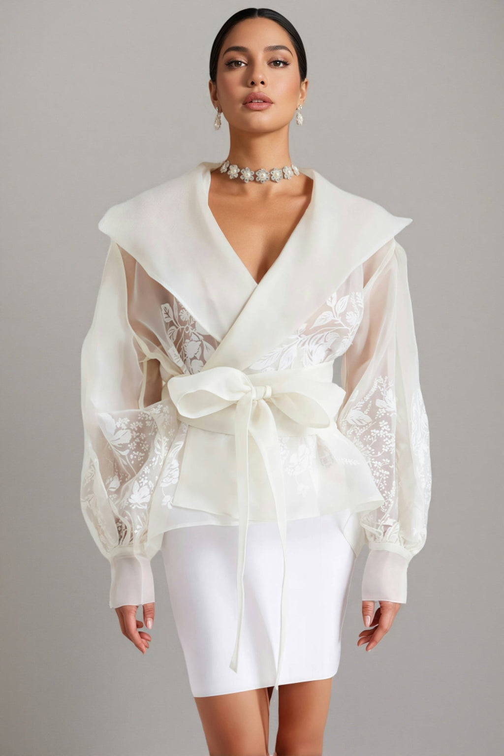 Larkad White Embroidery Blazer